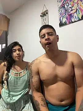 Snapshot of miaftmax chatting on 12/21/25, 03:57 miaftmax online show from 12/21/25, 03:57