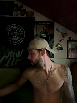 Snapshot of Mexxwell69 chatting on 09/11/25, 11:16 Mexxwell69 online show from 09/11/25, 11:16