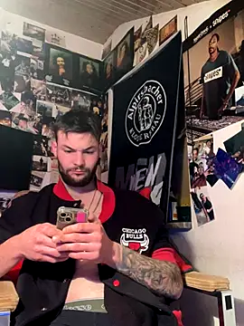 Mexxwell69 online show from 10/30/25, 11:23