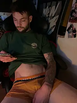 Mexxwell69 online show from 10/21/25, 10:20