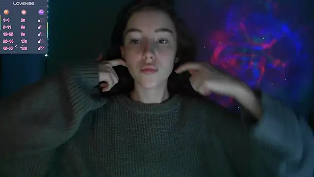 Snapshot of eskatmi chatting on 12/17/25, 02:38 eskatmi online show from 12/17/25, 02:38