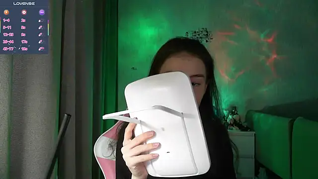 eskatmi online show from 02/17/26, 03:04