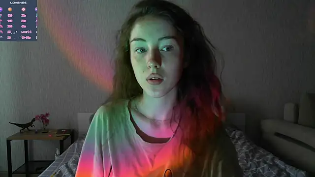 Snapshot of eskatmi chatting on 09/21/25, 12:49 eskatmi online show from 09/21/25, 12:49