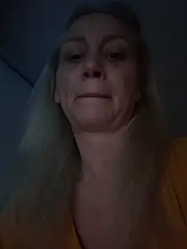 merlyn4 online show from 11/28/25, 08:47