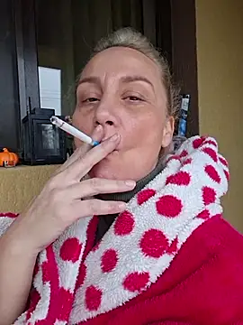 merlyn4 online show from 11/11/25, 07:14