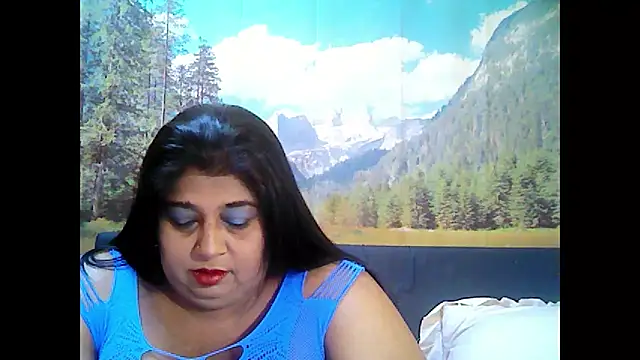 Snapshot of indianhoney694u chatting on 10/18/25, 05:09 indianhoney694u online show from 10/18/25, 05:09