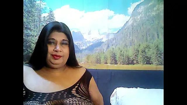 Snapshot of indianhoney694u chatting on 10/21/25, 05:07 indianhoney694u online show from 10/21/25, 05:07
