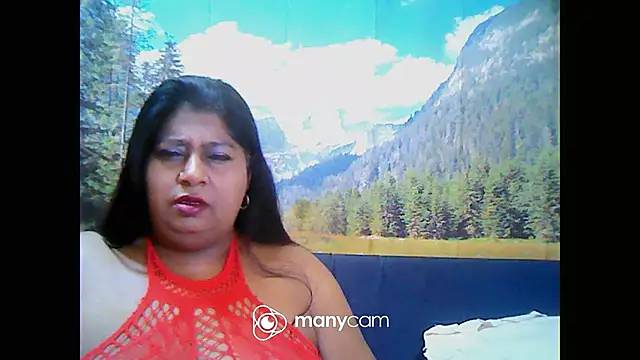 Snapshot of indianhoney694u chatting on 03/07/25, 11:16 indianhoney694u online show from 03/07/25, 11:16