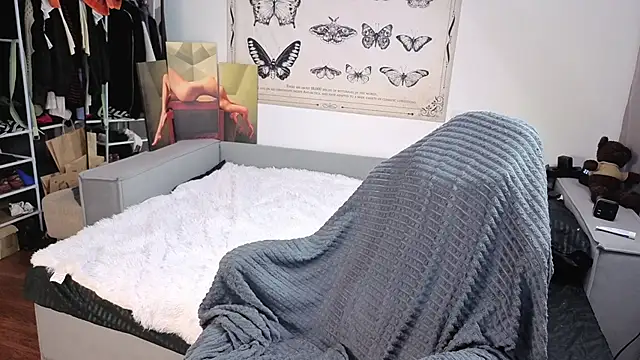 Your avatar online show from 11/07/25, 07:18