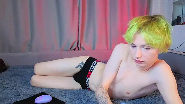 Your avatar online show from 12/02/25, 10:22