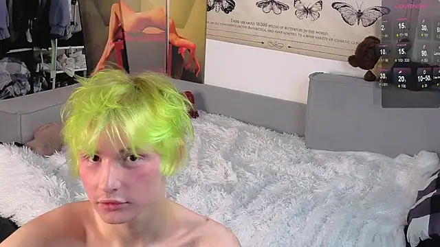 Your avatar online show from 11/25/25, 12:38