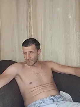 Alexdaniel89 online show from 06/17/26, 08:30