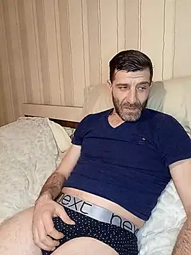 Alexdaniel89 online show from 04/04/26, 09:43