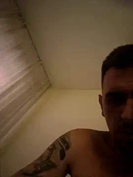 Snapshot of Lawrence067 chatting on 07/02/26, 03:23 Lawrence067 online show from 07/02/26, 03:23