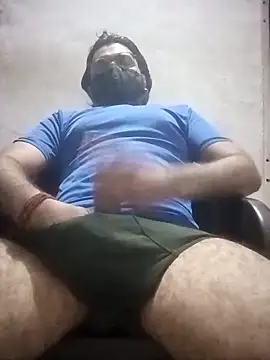 Rangabilla1947 online show from 09/29/25, 08:03