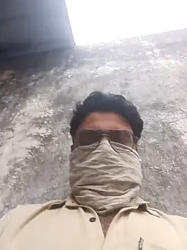 Rangabilla1947 online show from 10/21/25, 12:26