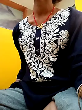 priyastrip314 online show from 10/08/25, 08:38