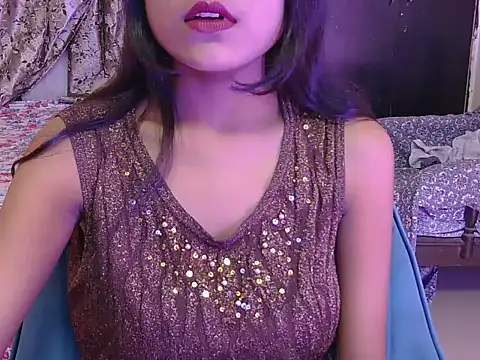 Snapshot of hoty-priya chatting on 12/15/25, 04:51 hoty-priya online show from 12/15/25, 04:51