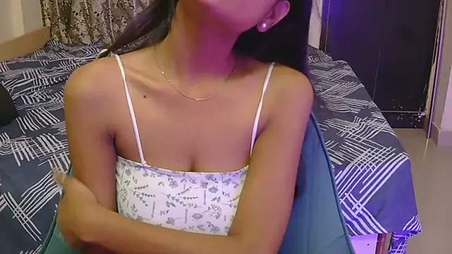 hoty-priya online show from 05/27/26, 04:53