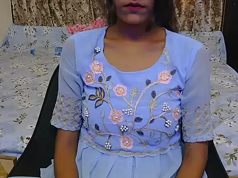 Snapshot of hoty-priya chatting on 09/29/25, 04:41 hoty-priya online show from 09/29/25, 04:41