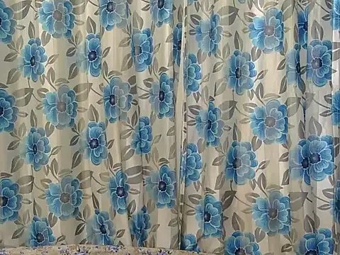 hoty-priya online show from 03/21/26, 06:36