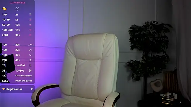 Snapshot of Blessed_Molly chatting on 07/12/26, 06:58 Blessed Molly online show from 07/12/26, 06:58