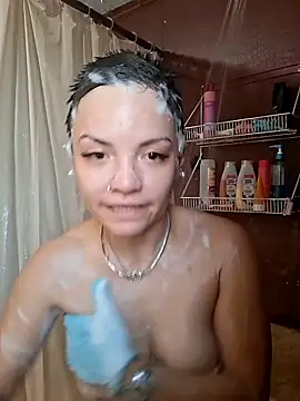 Snapshot of RicaSuave_69 chatting on 05/05/26, 12:35 RicaSuave 69 online show from 05/05/26, 12:35