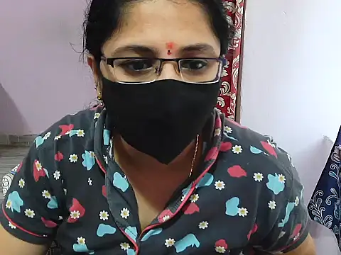 jannu6482 online show from 10/22/25, 08:47