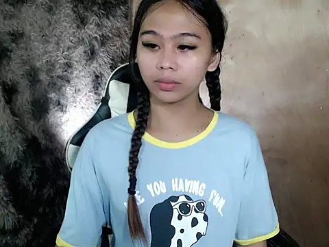 sweety kyrah18 online show from 02/26/26, 01:00