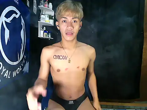 naughtyboyloy 0 online show from 11/12/25, 07:29