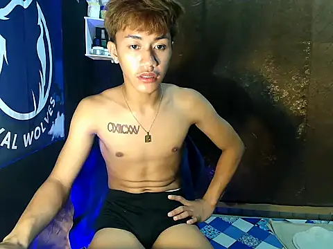 naughtyboyloy 0 online show from 10/14/25, 05:24