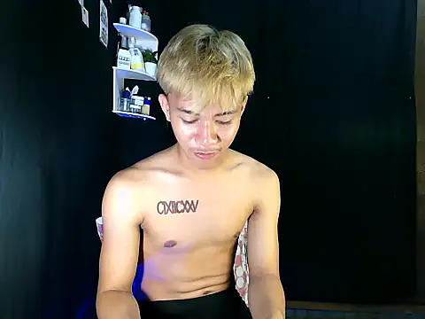 naughtyboyloy 0 online show from 11/28/25, 09:20