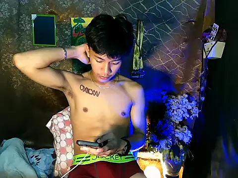 naughtyboyloy 0 online show from 09/09/25, 09:41