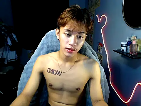 naughtyboyloy 0 online show from 07/21/26, 05:58