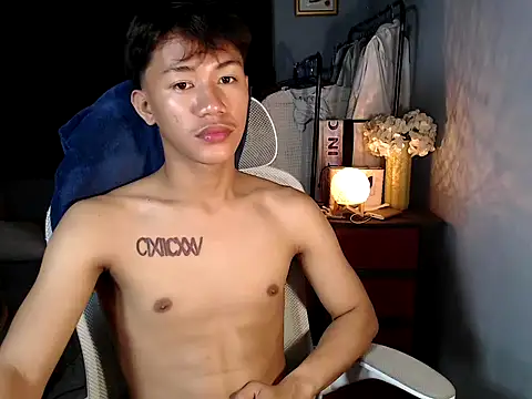 naughtyboyloy 0 online show from 01/11/26, 07:21