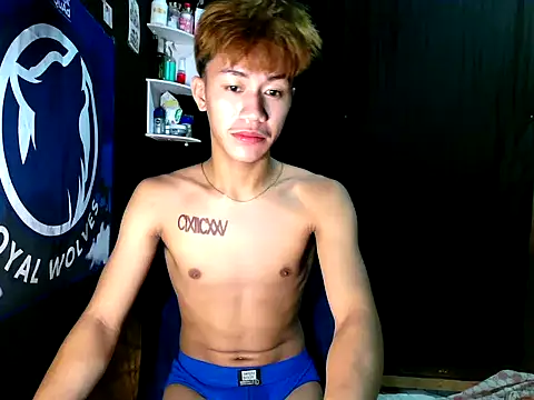 naughtyboyloy 0 online show from 10/30/25, 06:05