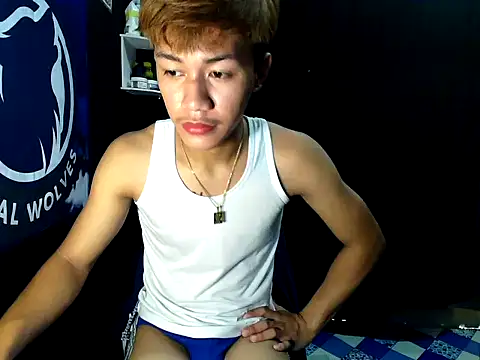 naughtyboyloy 0 online show from 10/16/25, 05:49