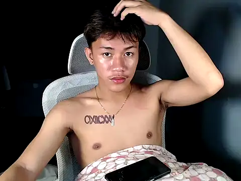 naughtyboyloy 0 online show from 04/10/26, 06:59