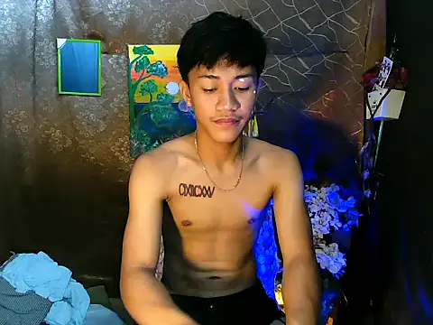 naughtyboyloy 0 online show from 09/10/25, 05:17