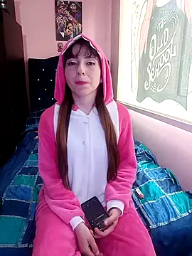 Sophiespenser online show from 12/16/25, 09:19