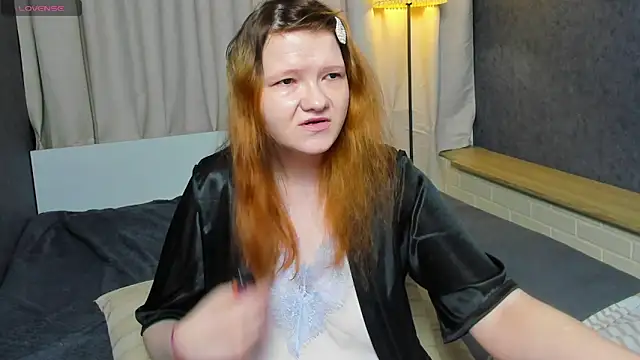 Nora lovvvv online show from 10/23/25, 11:09