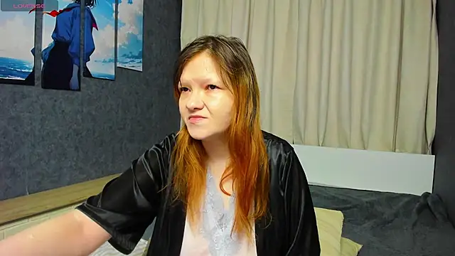 Nora lovvvv online show from 11/09/25, 10:41