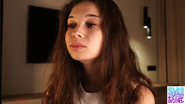 bunnyelfbri online show from 10/08/25, 05:42