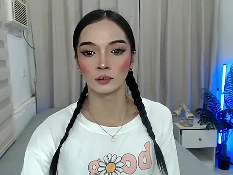 Snapshot of anastasia_cums chatting on 10/03/25, 05:47 anastasia cums online show from 10/03/25, 05:47