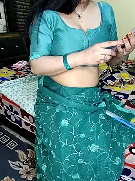 PRIYA 22 online show from 11/15/25, 02:04