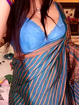 PRIYA 22 online show from 03/01/26, 04:07