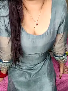 PRIYA 22 online show from 11/09/25, 03:05