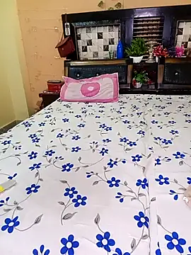 PRIYA 22 online show from 03/10/26, 05:17