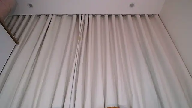 Liz Hu online show from 02/16/25, 10:21