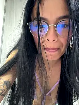 Snapshot of Melissa_coch chatting on 09/17/25, 01:02 Melissa coch online show from 09/17/25, 01:02